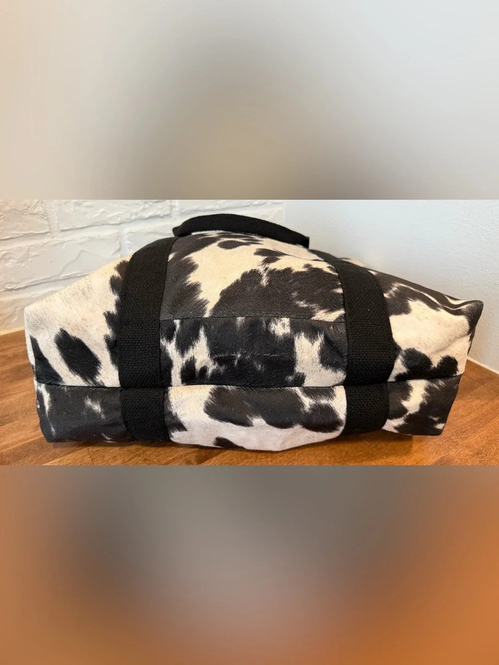 Rebekah Scott Designs Philip Tote Black Cowhide Retired Daydream Like New